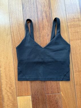 NWOT lululemon athletica Black V-Neck Cropped